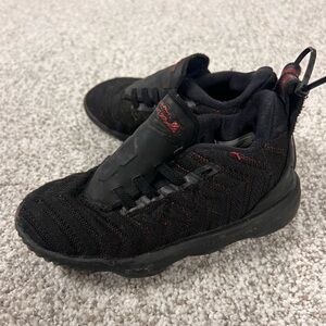 Nike Kids King James Sneakers